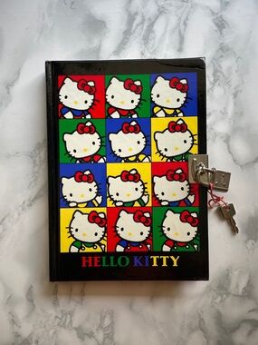 Vintage Sanrio Hello Kitty Very Rare Diary with Key - AS IS - NOT USED 1989